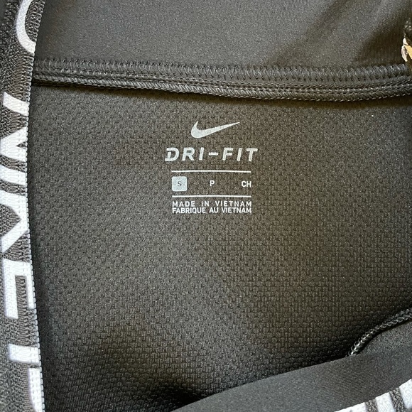 Nike Pro Dri-Fit Get Fit Crop Half Zip Pullover - Picture 7 of 9